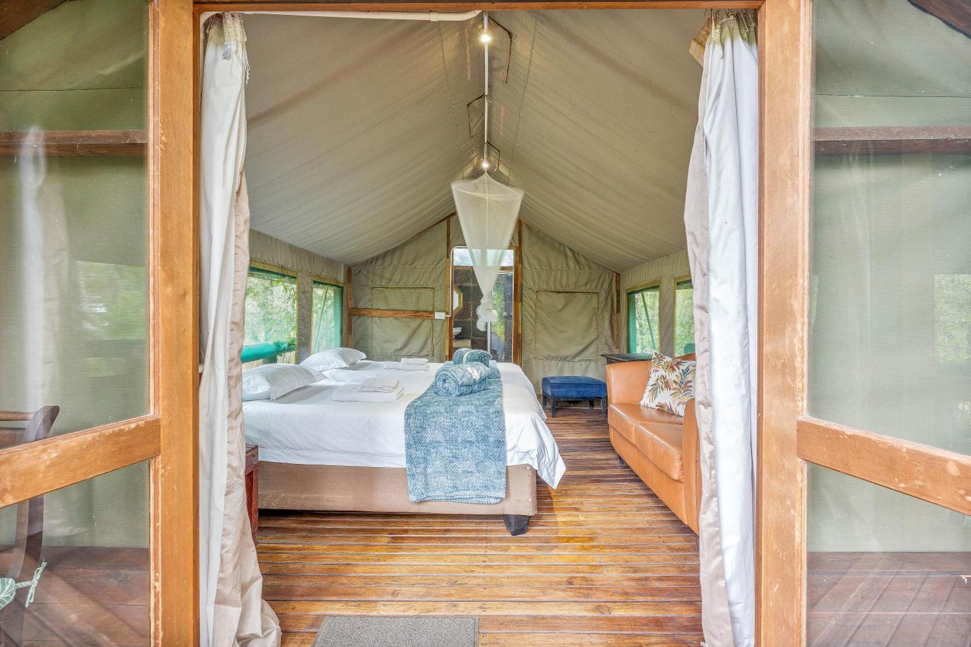 Ndzhaka Tented Camp Заповедник Маньелети Экстерьер фото