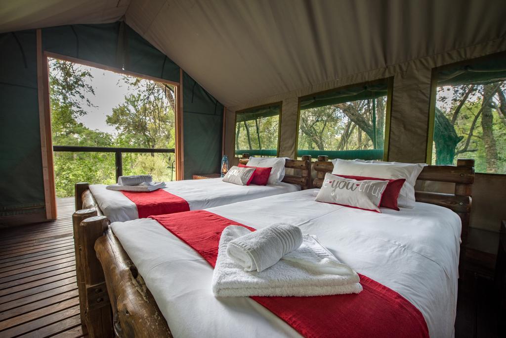 Ndzhaka Tented Camp Заповедник Маньелети Экстерьер фото