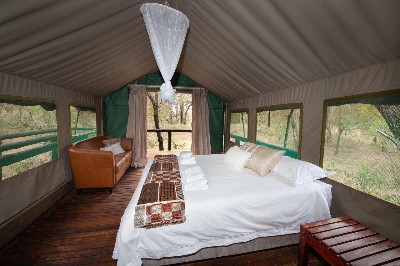 Ndzhaka Tented Camp Заповедник Маньелети Экстерьер фото